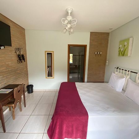Villa Cottage Pousada Monte Alegre do Sul Zewnętrze zdjęcie