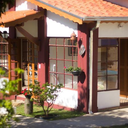 Villa Cottage Pousada Monte Alegre do Sul Zewnętrze zdjęcie